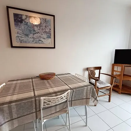 아파트 Avec Wifi, Vue Mer, Au Centre-ville De - Ref 929